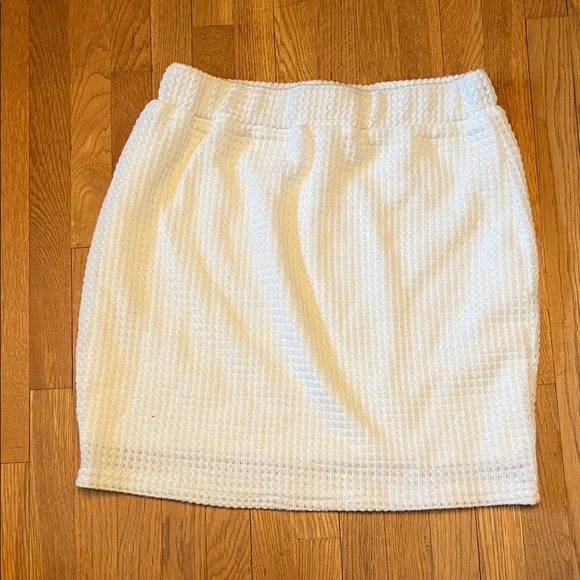 SHEIN Skirt and Top Outfit - Picture 5 of 9